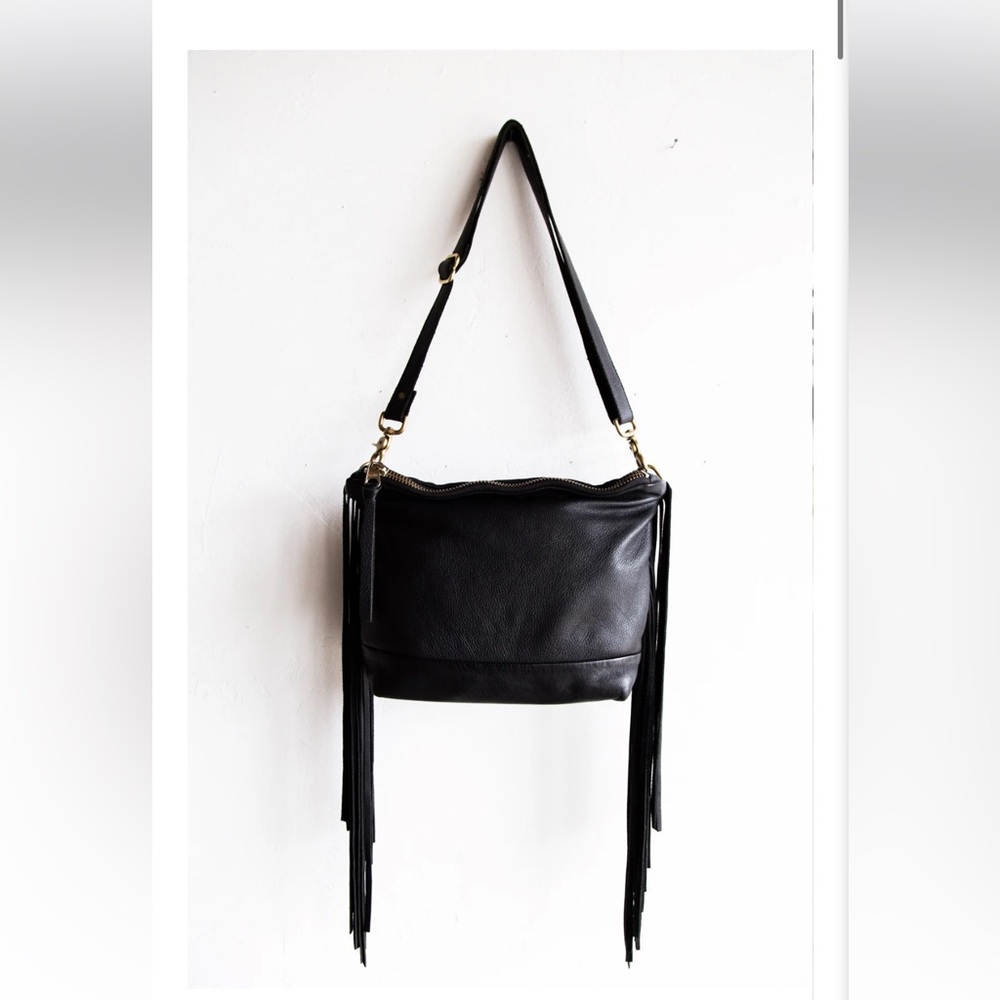 JAX AVERY FRINGE MESSENGER - BRAND NEW